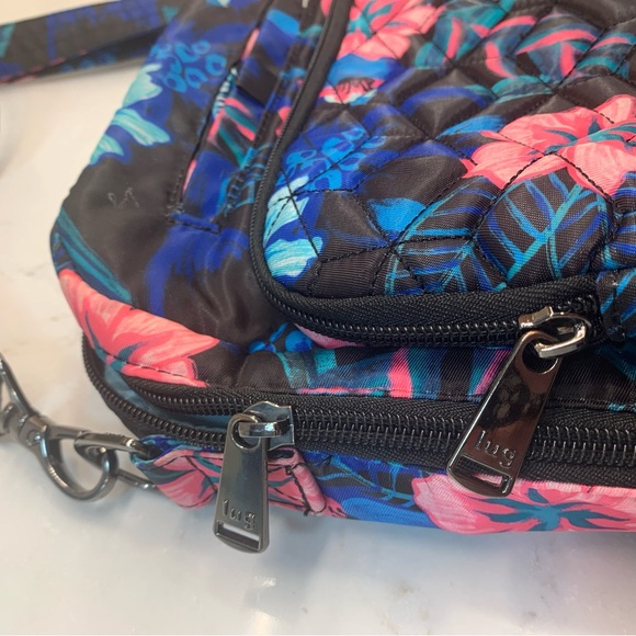 Lug Hawaiian 🌺 Floral Ranger Bag - Picture 5 of 10